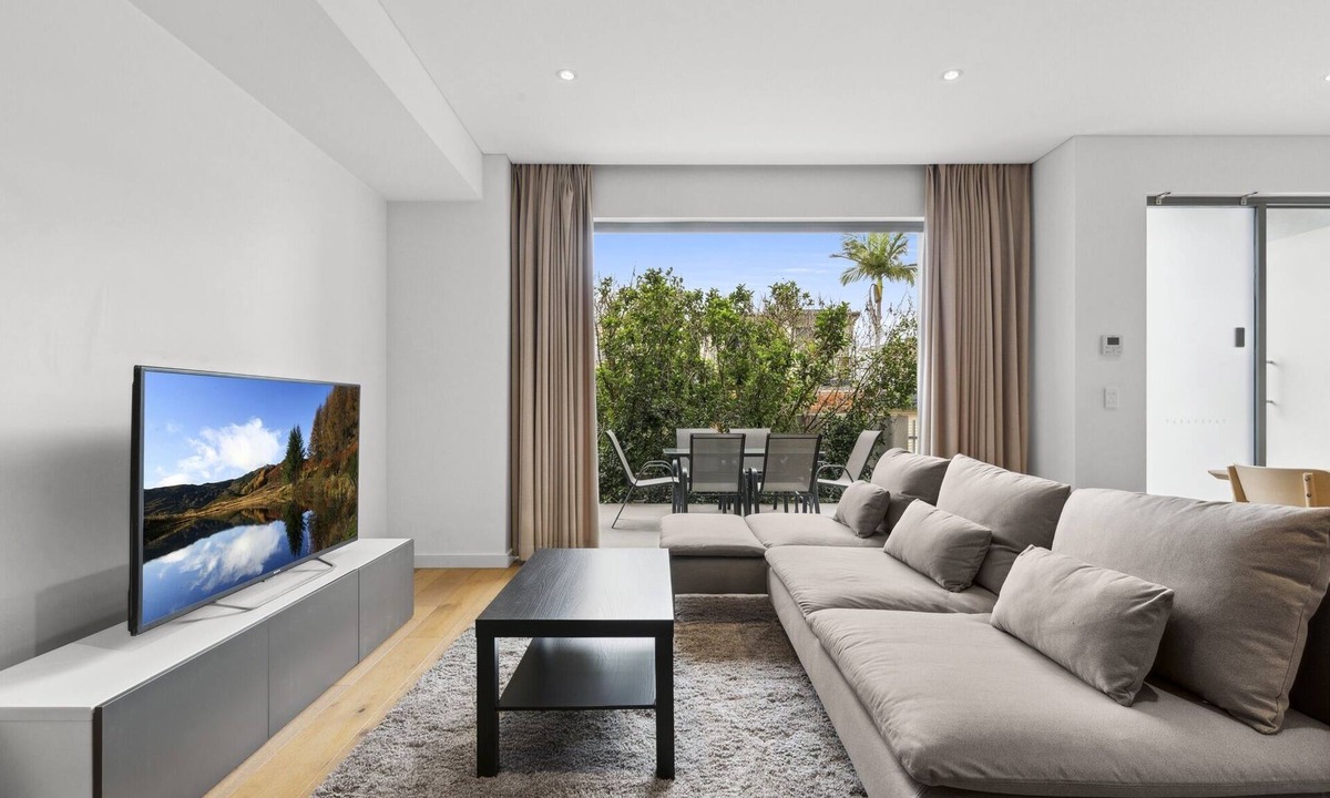 Rosebery House | Bright & Modern 3-Bed Townhouse in Rosebery