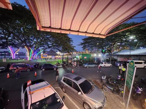 Gua House | BUDGET FRIENDLY ROOM AT Kuching Waterfront Bridge