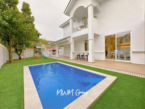Bukit Indah House | Bukit Indah Terrakids Amazing house with Pool near Legoland