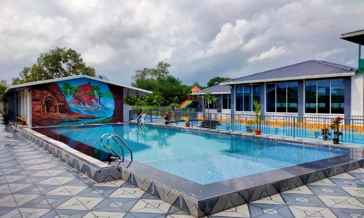 Karjat Hotel | Canal Touch Resort