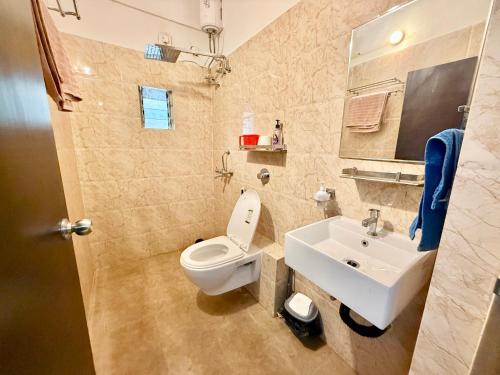 Kolkata Apartment | Candid 2BHK Apt near Ruby Hospital, EM Bypass