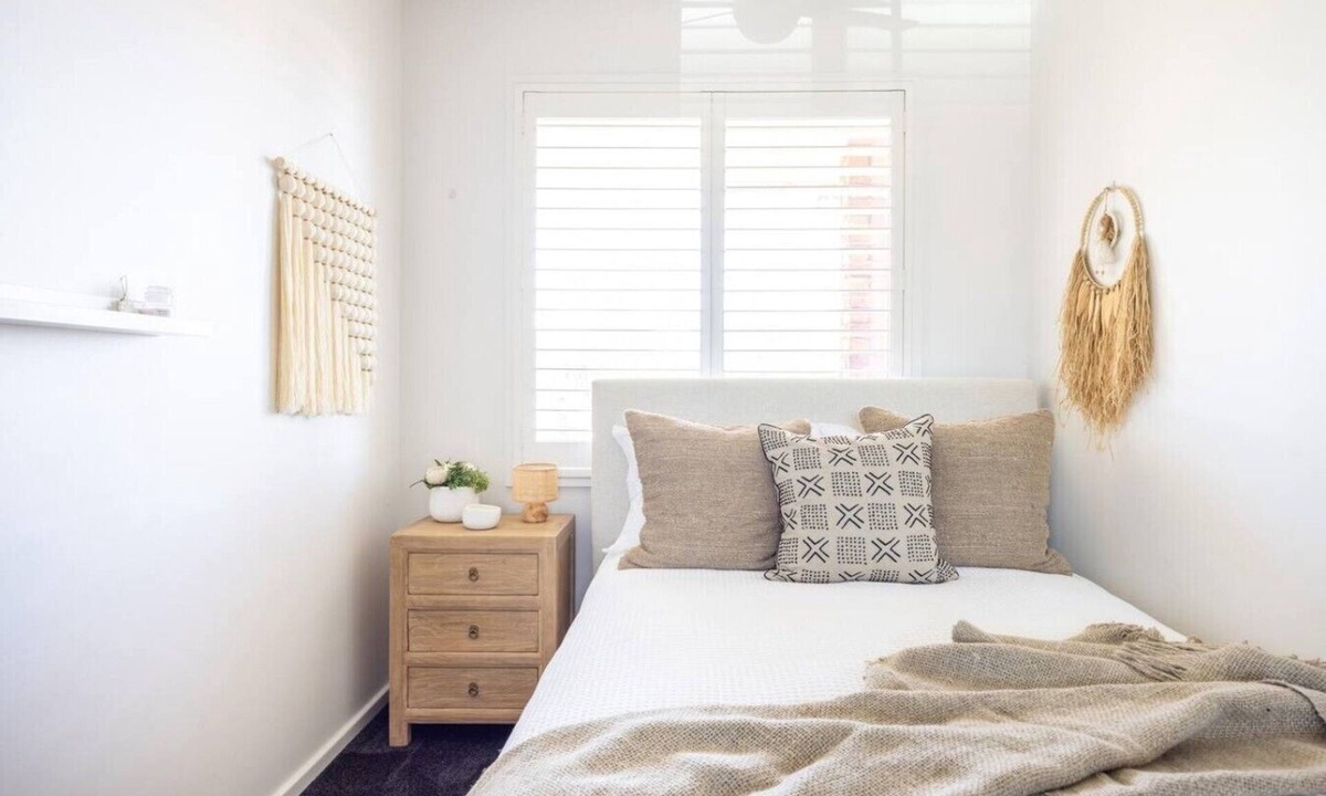 Caves Beach House | Caves Coastal Escape–Beachside, Fireplace, Slps 11