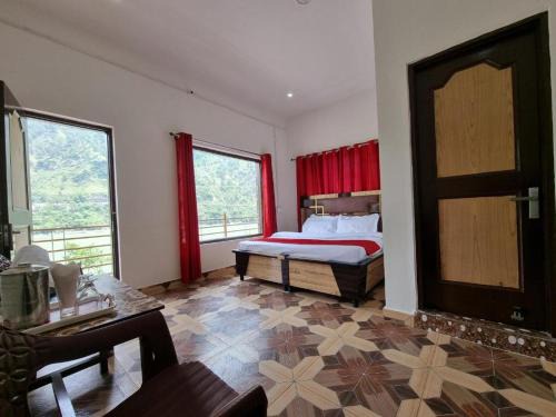 Dalhousie House | Chamera Inn Homestay
