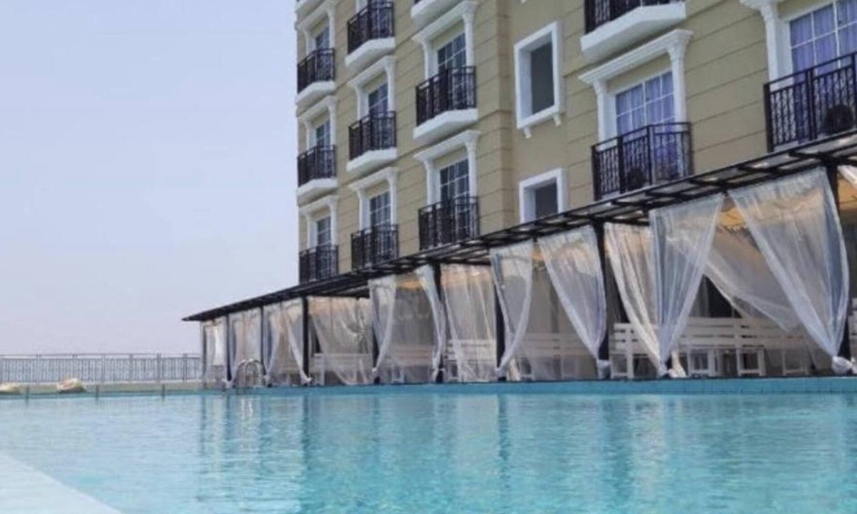 Kampar Apartment | Champs Elysees Homestay by Landmark