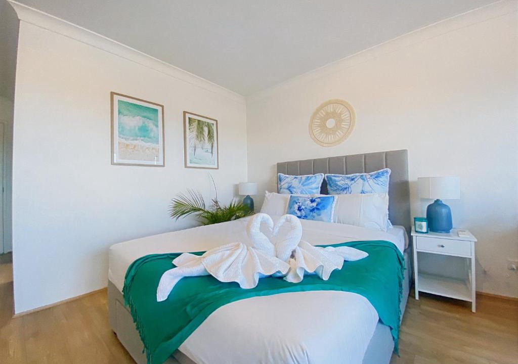 Miami Apartment | Charming Burleigh Studio