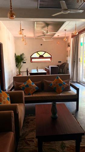 Mandrem Apartment | Chique Shanti Villa