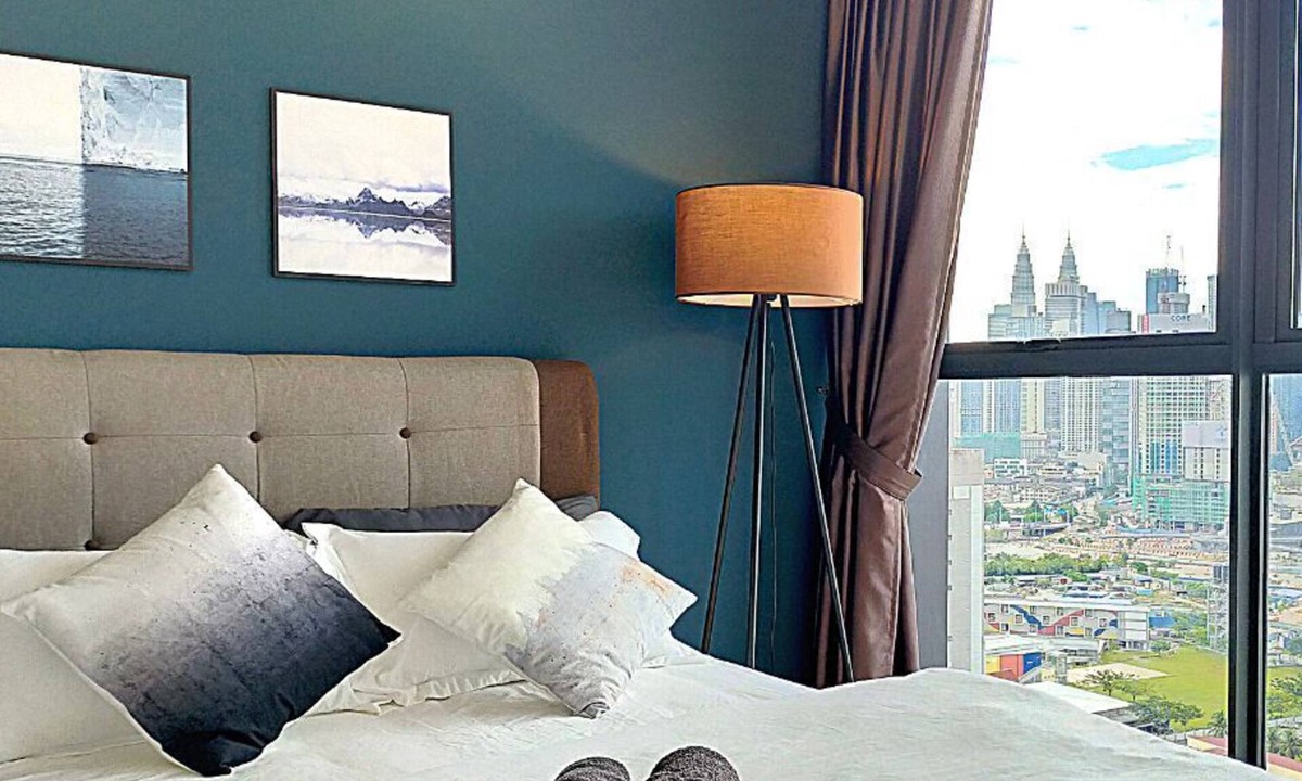 Imbi Apartment | City Centre Modern Suites 4-beds w Private Balcony Magnificent City Skyline View