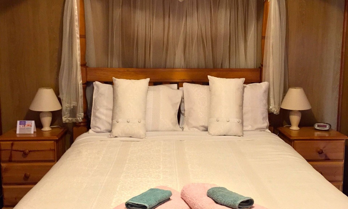 Stanley Flat Cabin | Clare Valley Cabins