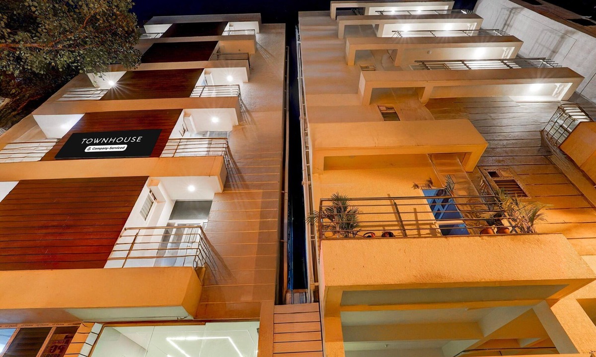 Marathahalli House | Classic With Balconyroyal Avenue