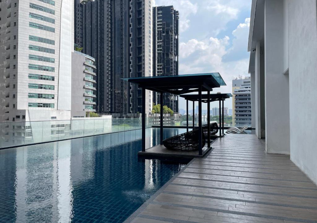 Ampang Apartment | CLASSY SUITE's R E I Z Z RESIDENCE