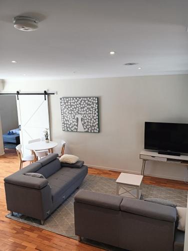 Aspendale House | Coastal Comforts