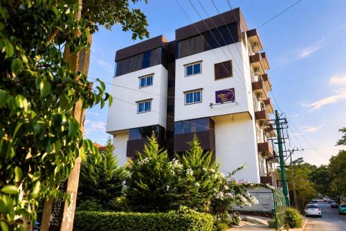 HSR Layout Hotel | Coffee Bean Inn