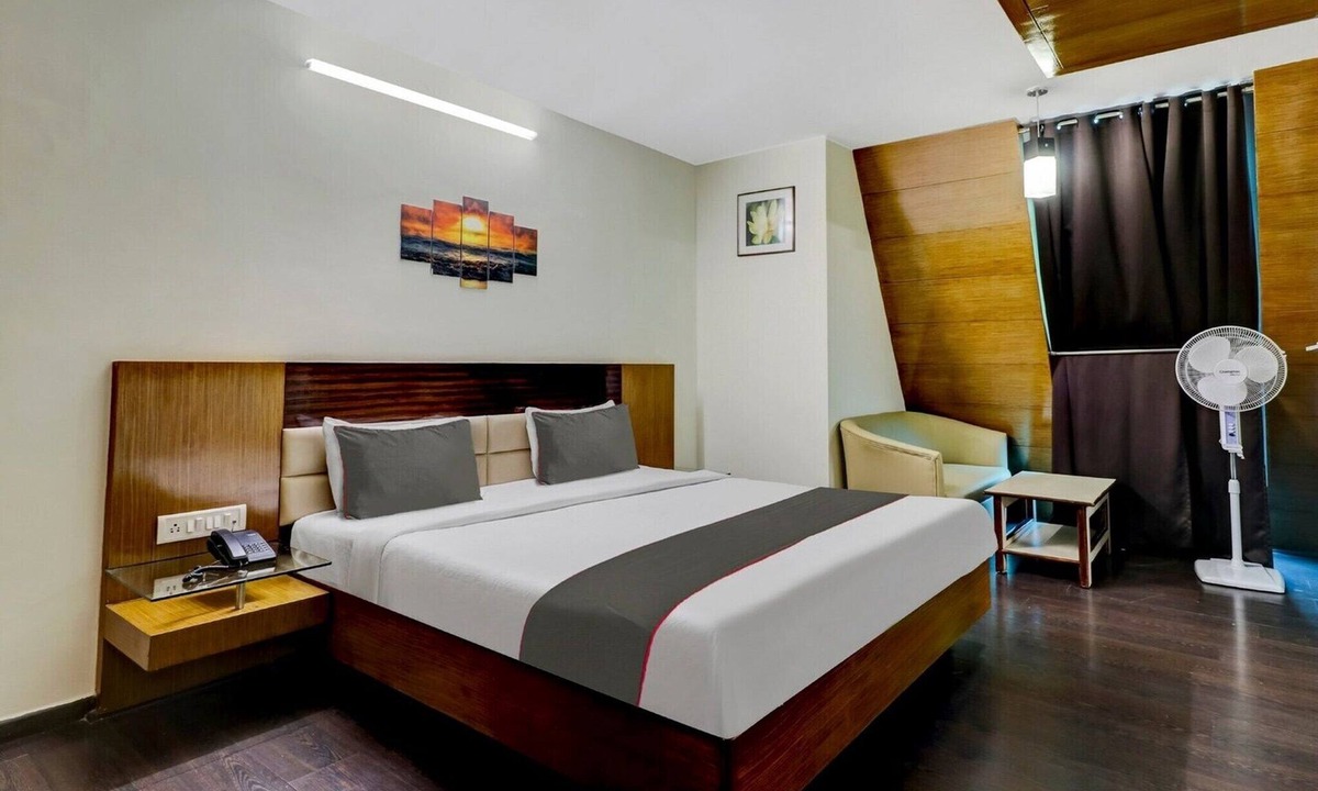 Bengaluru House | Collection O Madhura Residency