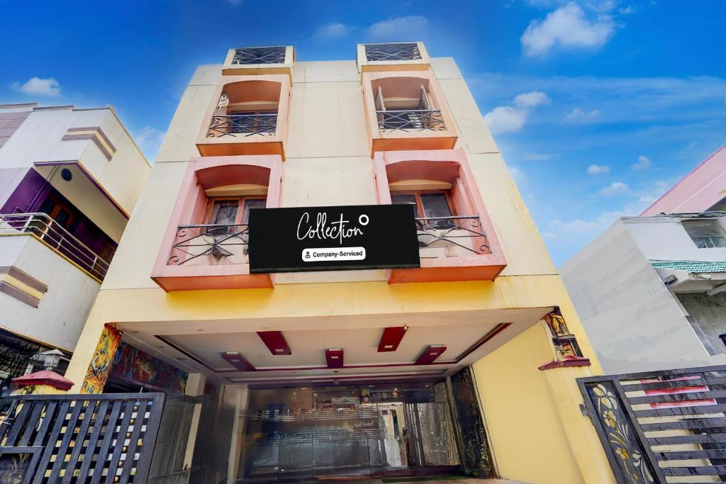 Gandhipuram Hotel | Collection O Omni Bus Terminal Gandhipuram Formerly Apple Grand