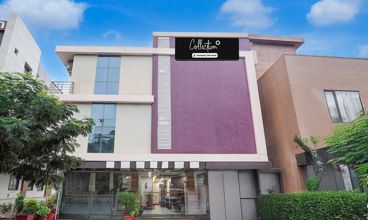 Abu Road House | Collection O Shantivan Bus Terminal