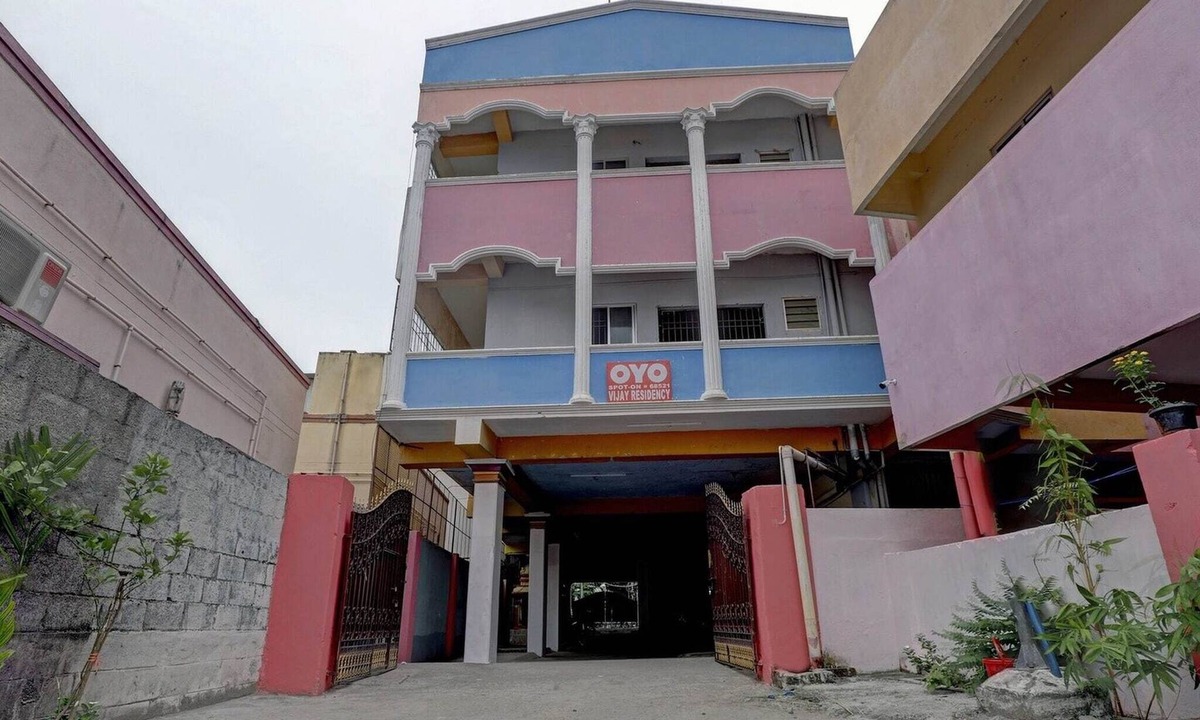 Madipakkam House | Collection O Velachery Railway Junction