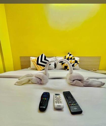 New Town Hotel | Collection O Yellow Rose