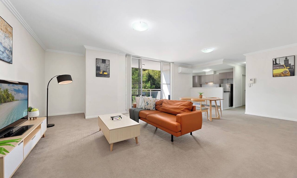 Pemulwuy Apartment | Comfortable 2BR Home at Pemulwuy