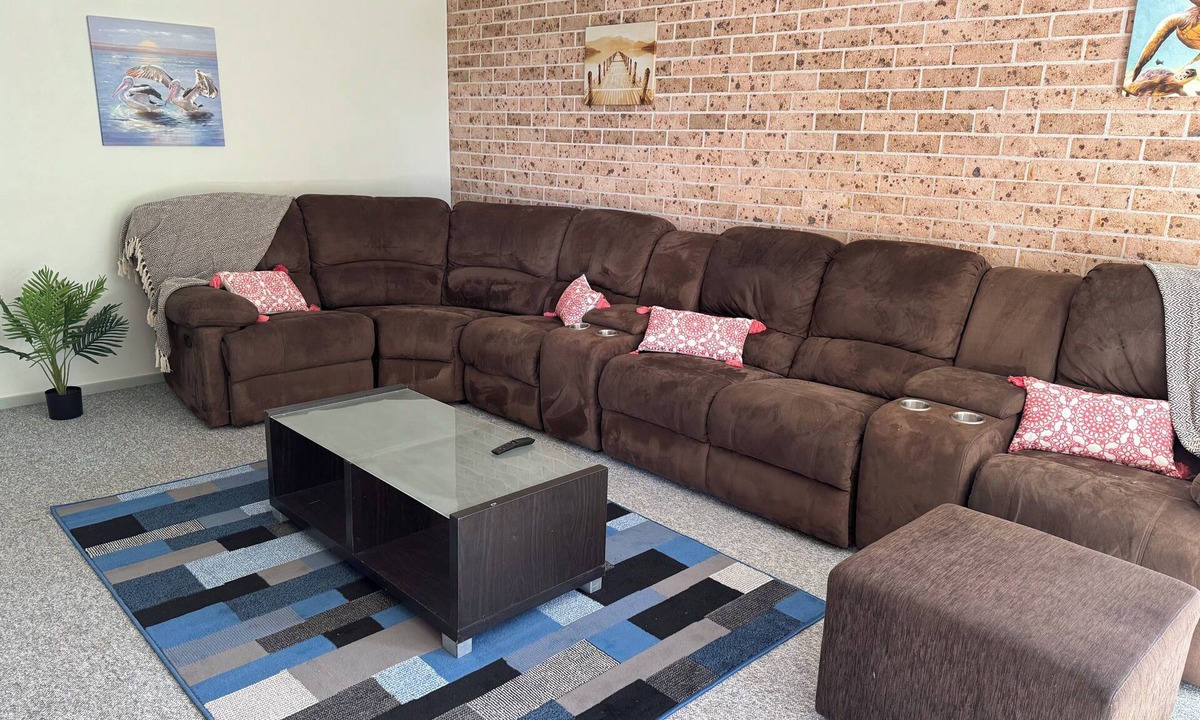 Nambucca Heads House | Comfortable Stylish Townhouse close to cafes, beach, forest & river