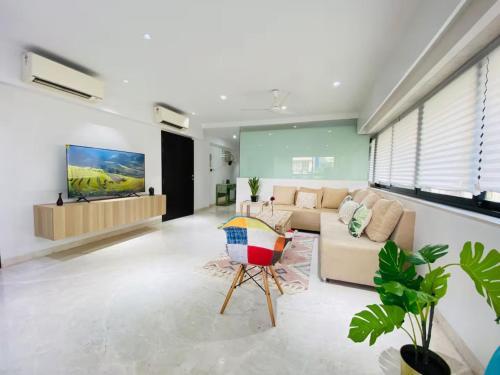 Bandra West Apartment | ConnektHomes - Luxurious Modern Bliss in Bandra - 6BR