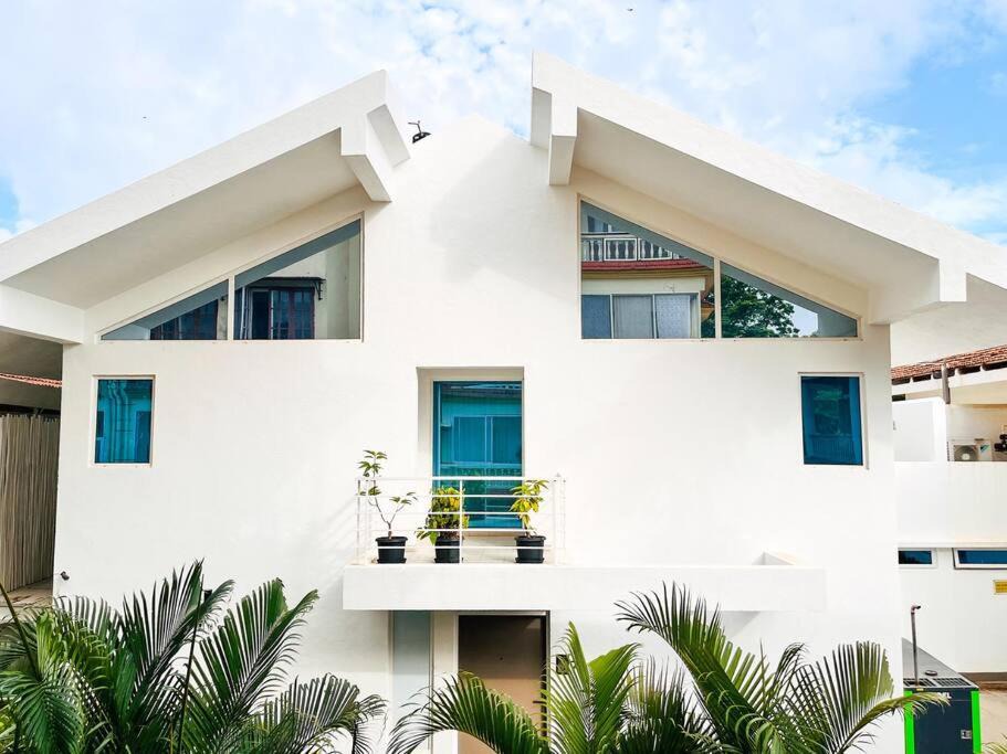 Nerul Villa | Contemporary 4BHK Villa with Pool near Candolim