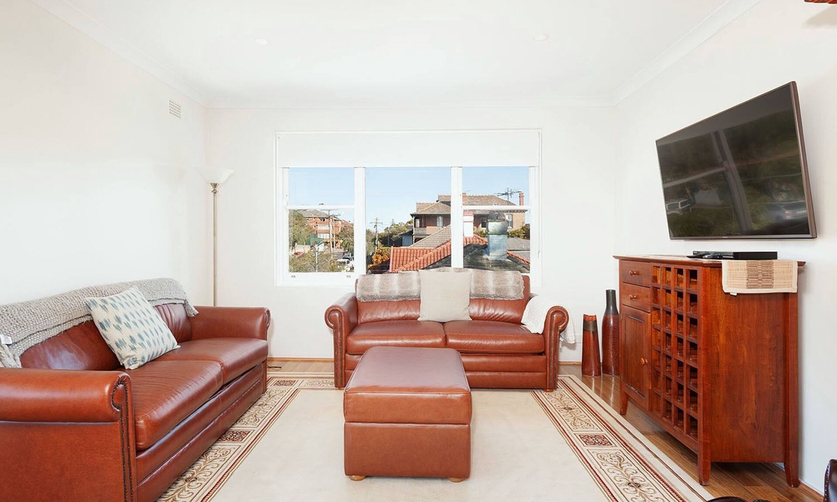Randwick Apartment | Cowper Apartment -Close to Beach and City