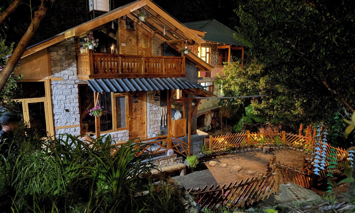 Manali Villa | Cozy, Aesthetic Nature Retreat: Feel Your Soul in the Village Soil