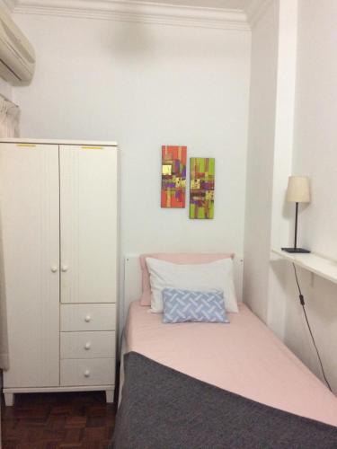 Kuala Lumpur House | Cozy Little Room at Suria Kipark Damansara Apartment with Fully Equipped Kitchen and Laundry