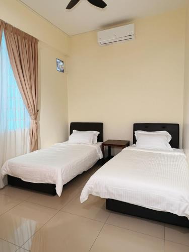 Nibong Tebal House | Cozy Suite with Twin Beds & Lounge