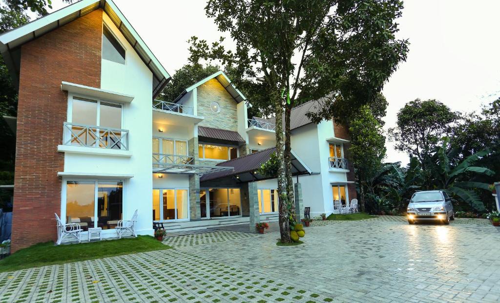 Chithirapuram House | Crayons Guest House Munnar