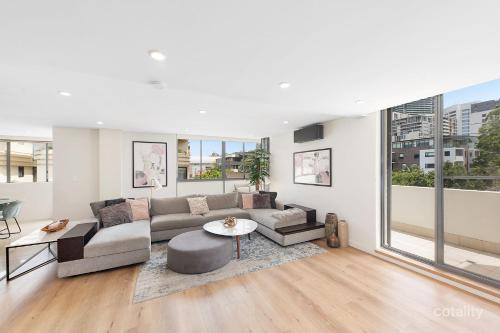Crows Nest Apartment | Crows Nest - Executive Penthouse - 3 Bedroom- 5km to City