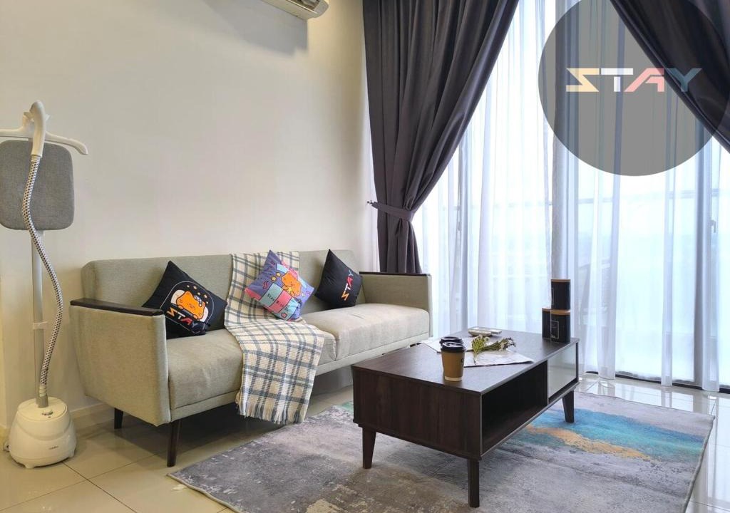 Medini Apartment | D'Pristine 6Pax Tranquil Lakeview Netflix By STAY