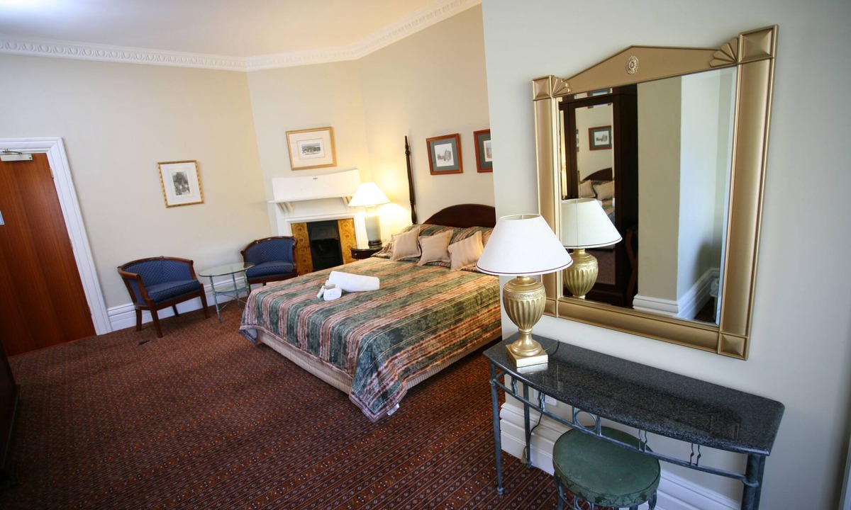 Homebush Hotel | Darcys Hotel at Homebush