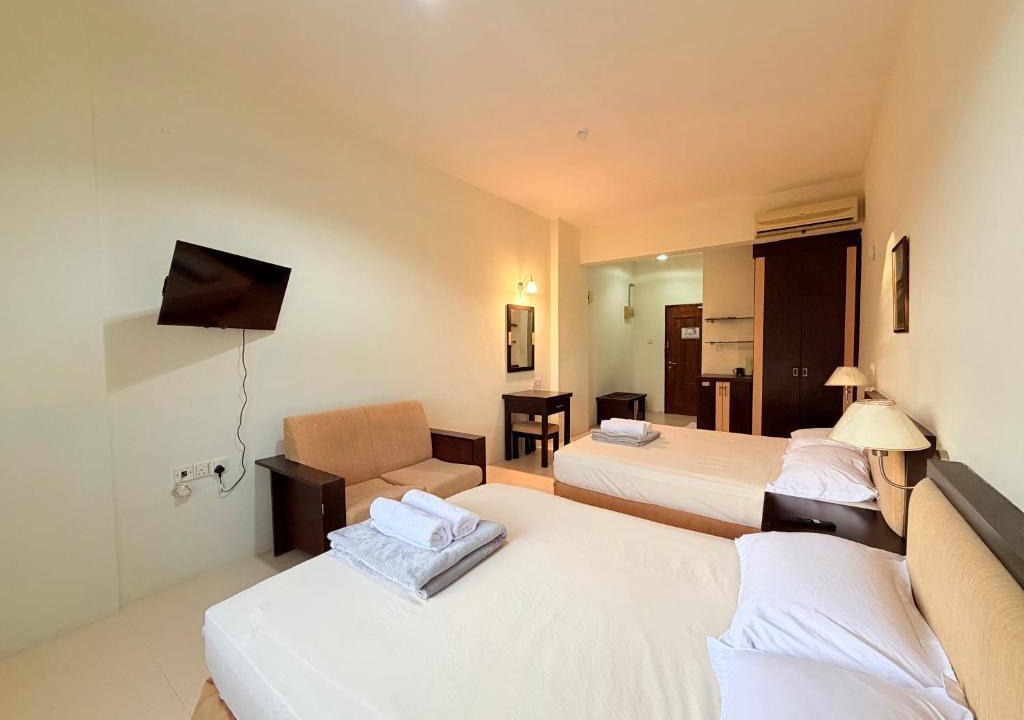 Kampung Pantai Halban Hotel | Darulaman Suites Jitra Kedah