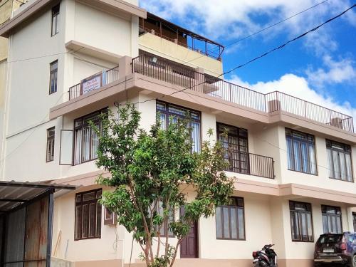 Laitumkhrah Bed & Breakfast | Dasukbnb