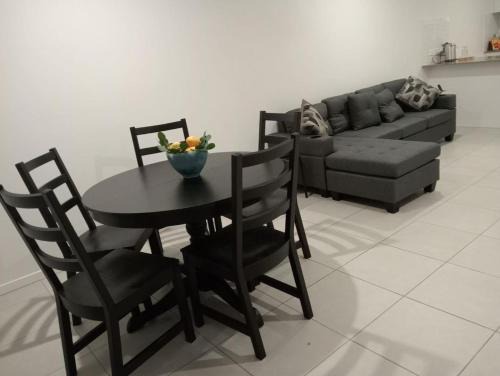 Deebing Heights House | Deebing Hideaway - Harmony Haven