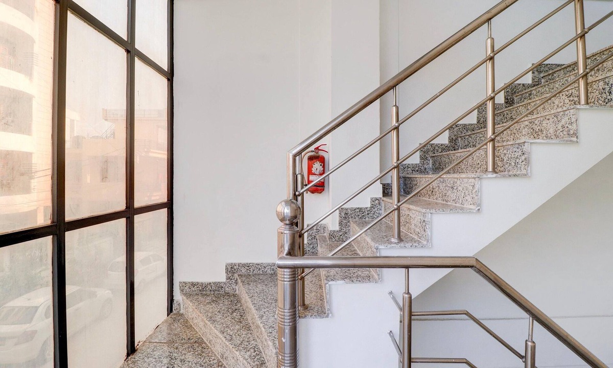 Dehradun House | Deluxe Benison Guest House