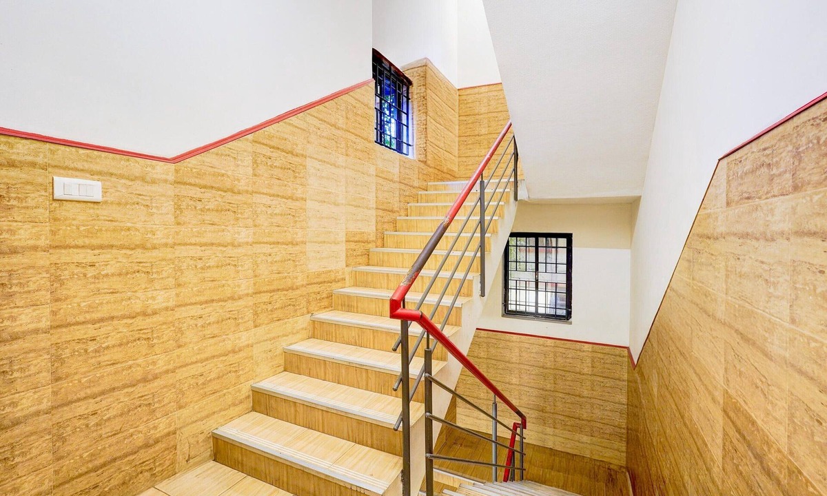 Nanganallur House | Deluxe Grace Complex