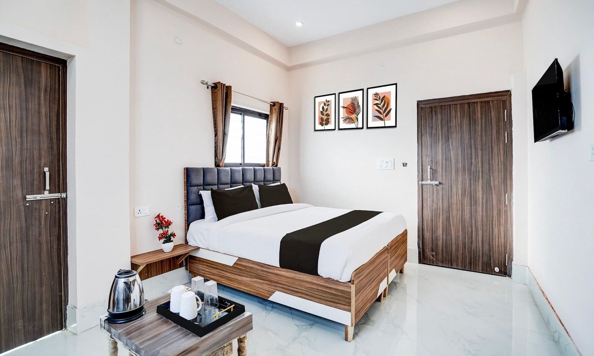 Bijnor House | Deluxe Super Collection O Salori