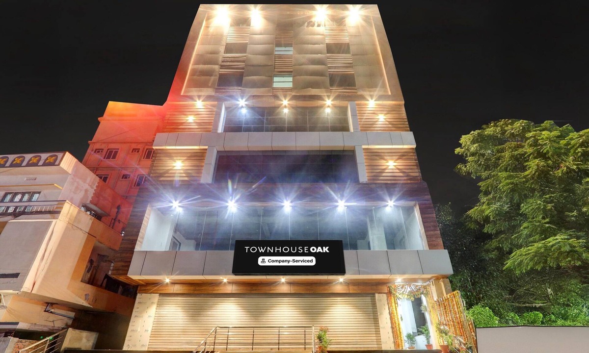 Warangal House | Deluxe With Twin Bed Vishnu Grand