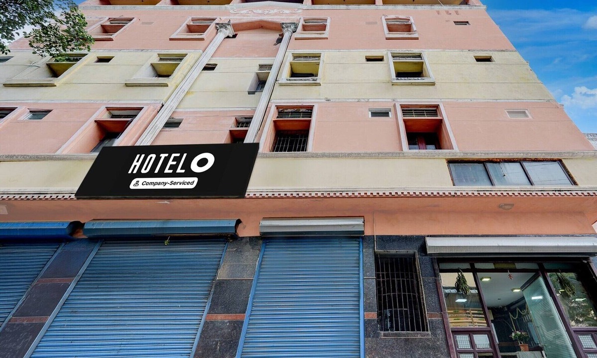 Central Chennai House | DeluxeAnnakilly Tower Guest House