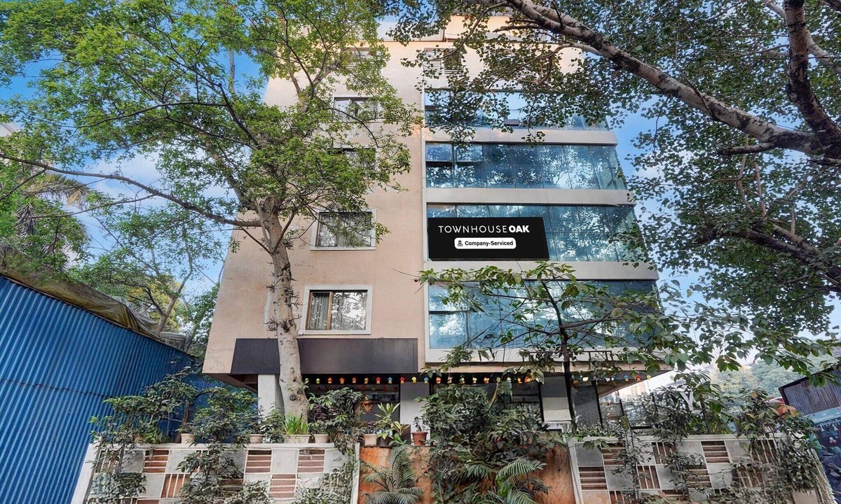 Central Pune House | DeluxeHotel Kapil Residency