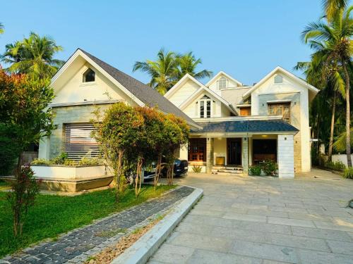 Mahe Villa | devadaru