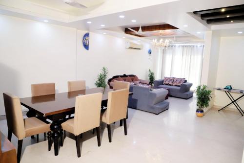 Saket Apartment | Divine India Service Apartment 3Bhk,J-171 Near Max Hospital, Saket