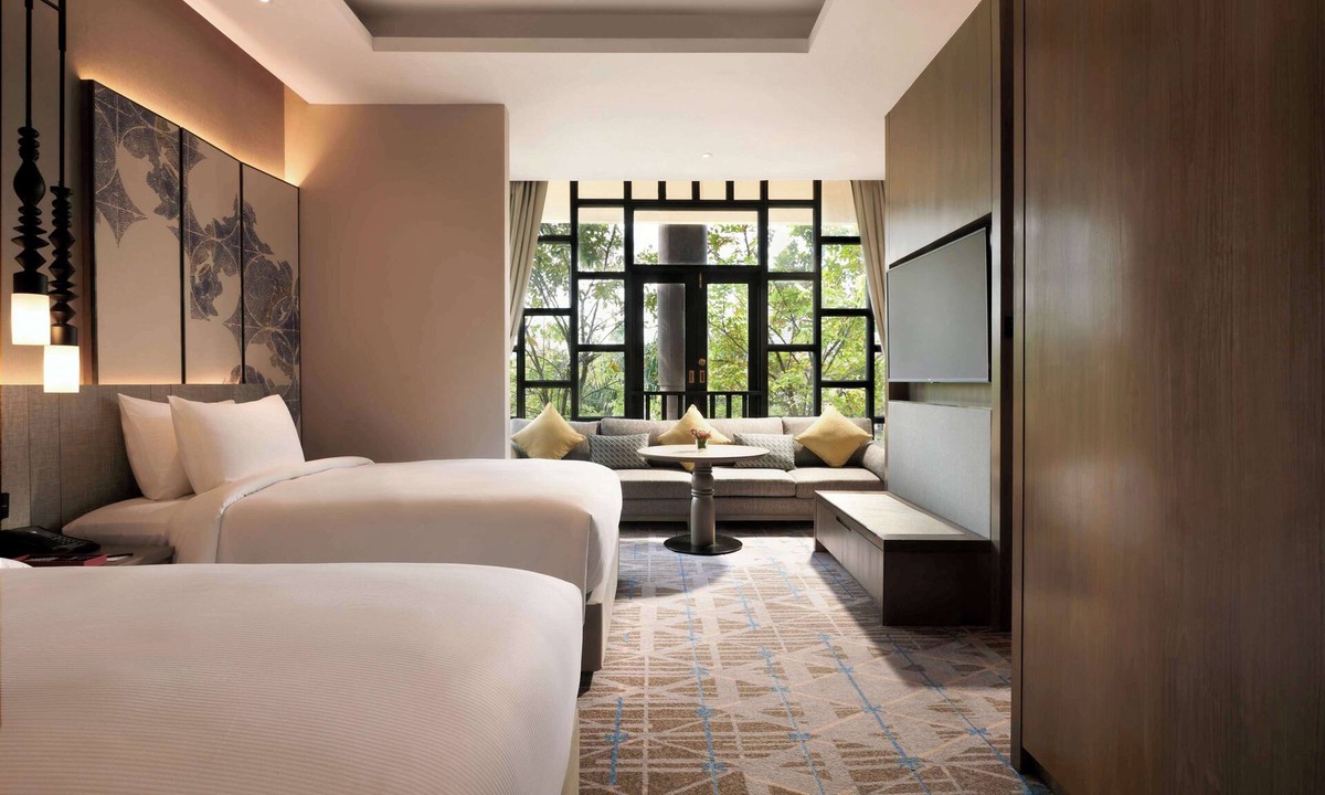 Putrajaya Hotel | DoubleTree by Hilton Putrajaya Lakeside