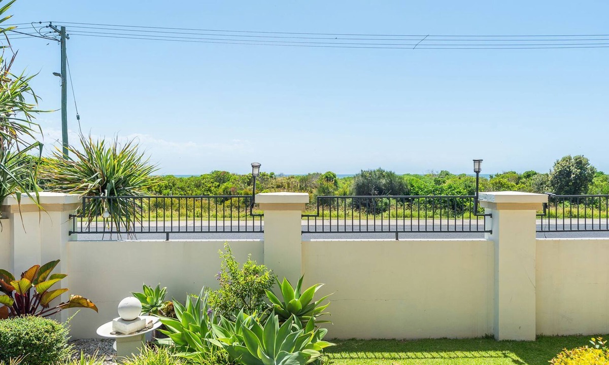 Evans Head Apartment | Downstairs beach unit opposite Airforce Beach with pool, BBQ deck, linen included, and easy access t