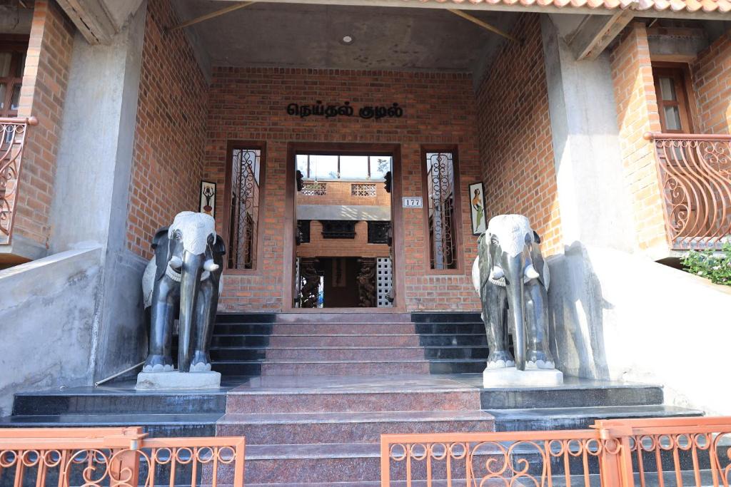 Cheyyur Villa | Driftwood Beach Resort