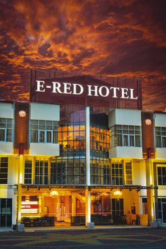 Central Seberang Perai Hotel | E Red Hotel Alma Cosmo