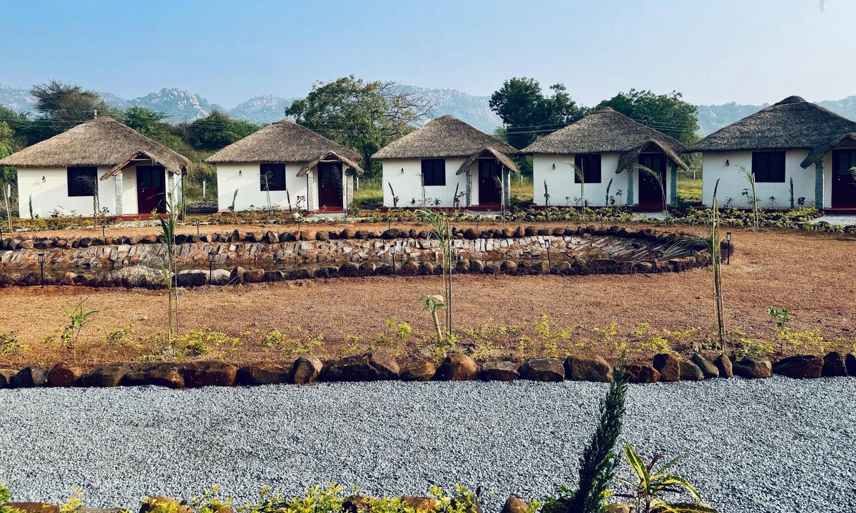 Kamalapur Resort | Echoes Of Hampi