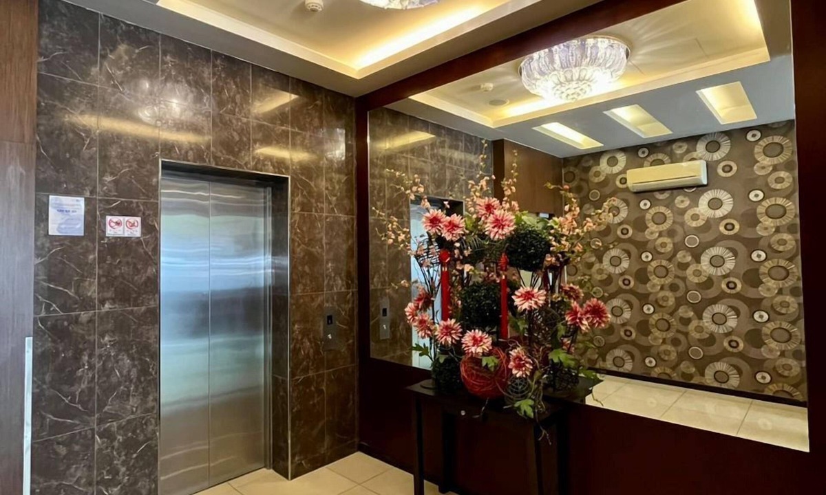 Kempas Hotel | Eight Days Boutique Hotel